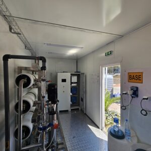 Station de traitement d'eau et des effluents industriels conteneurisée.